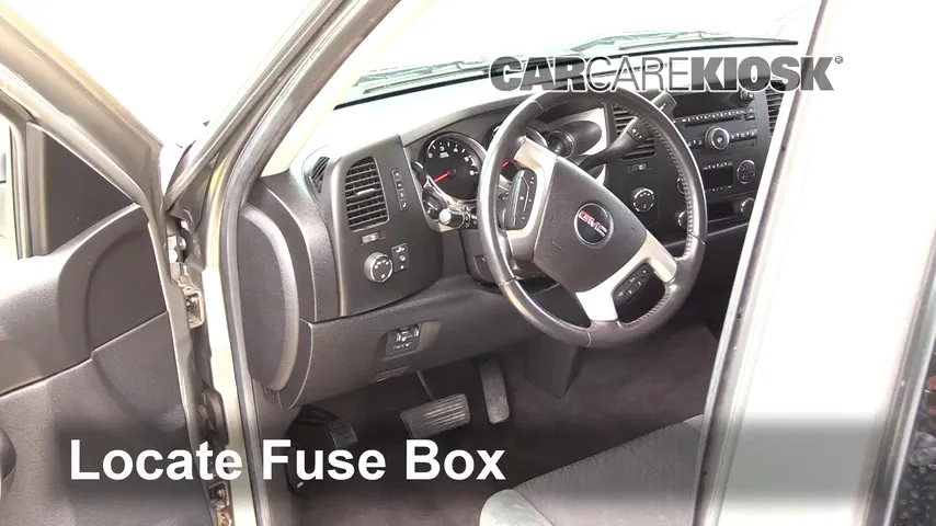 2009 GMC Sierra 2500 HD SLE 6.0L V8 Crew Cab Pickup (4 Door) Fuse (Interior)
